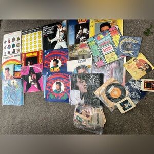Vintage Elvis records lot